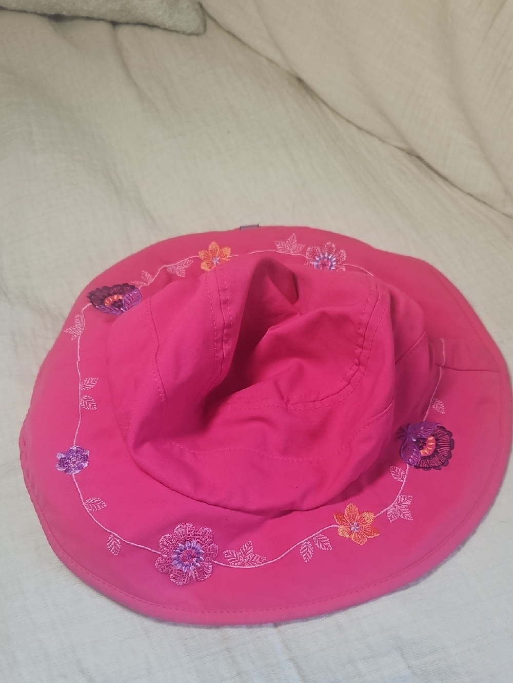 REI pink Bucket Hiking Boating Hat W/chin Strap 2-4T